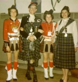 Waltraut und Reinhilde mit dem schottischen Prinzenpaar Ferguson 1970